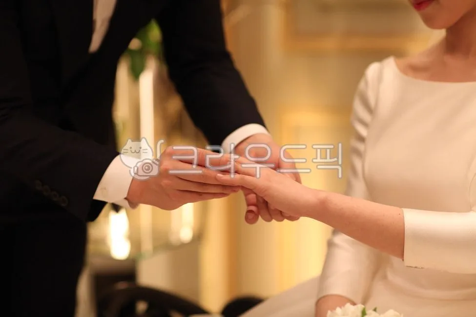 웨딩크라우드 스드메 상담 관련 이미지